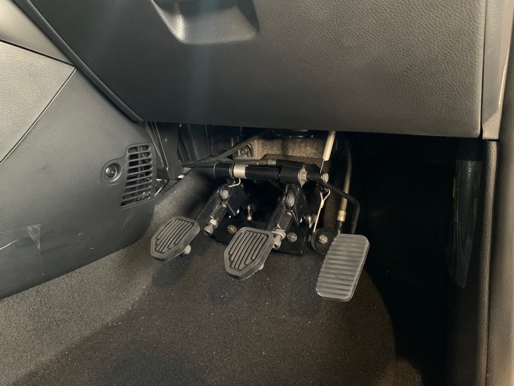 Retractores QST en Volkswagen Transporter: sujeción de la silla